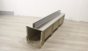 ��϶��Ʒ����-�з�